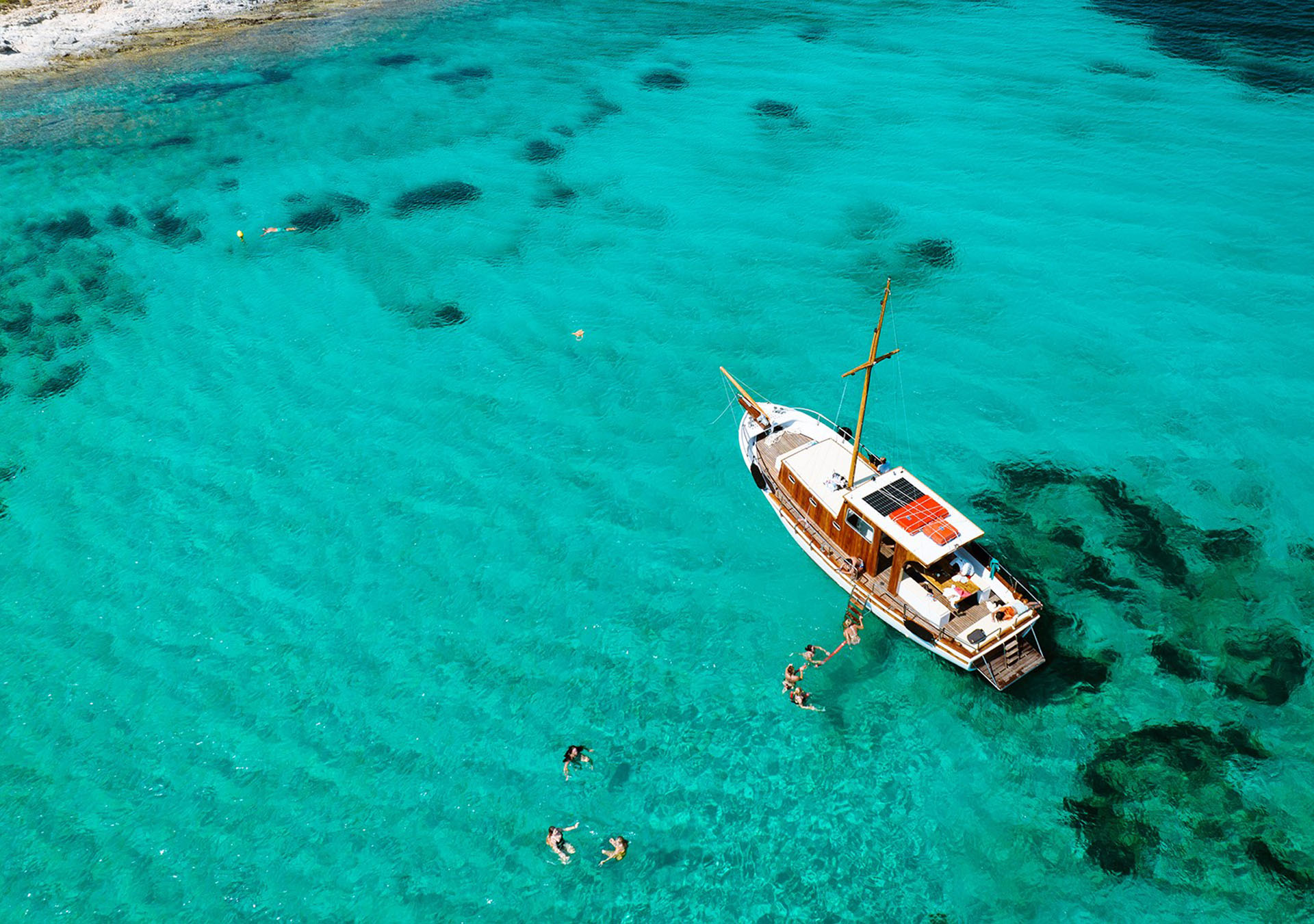 Rent a Boat in Paros